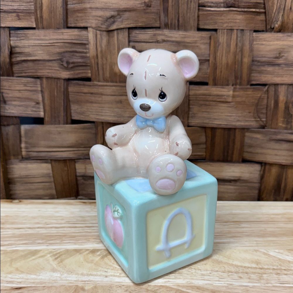 Vintage 2005 Precious Moments Ceramic Bank Bear on Block Toy